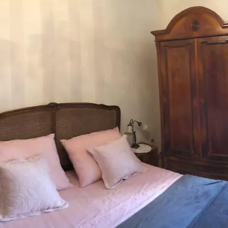 Piazza Grande Apartment
